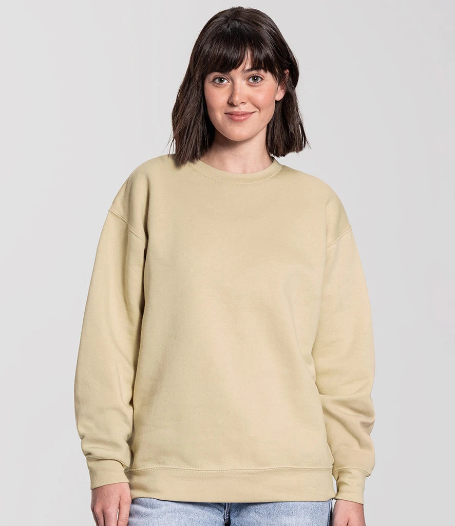 Fruit of the Loom SS151 Fruit of the Loom Iconic Premium Set-In Sweatshirt in Desert Sand